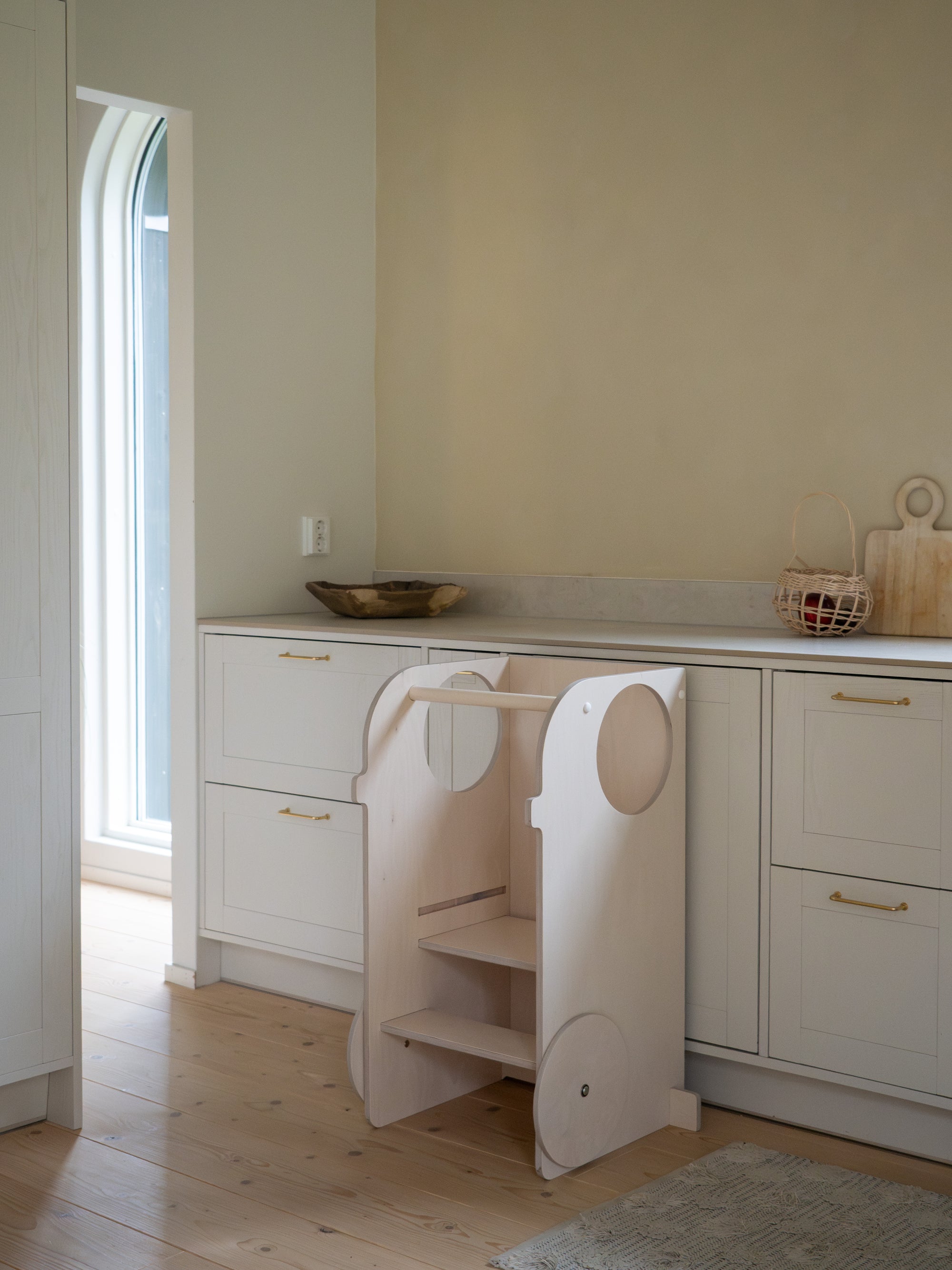 VERSO learning tower | birch