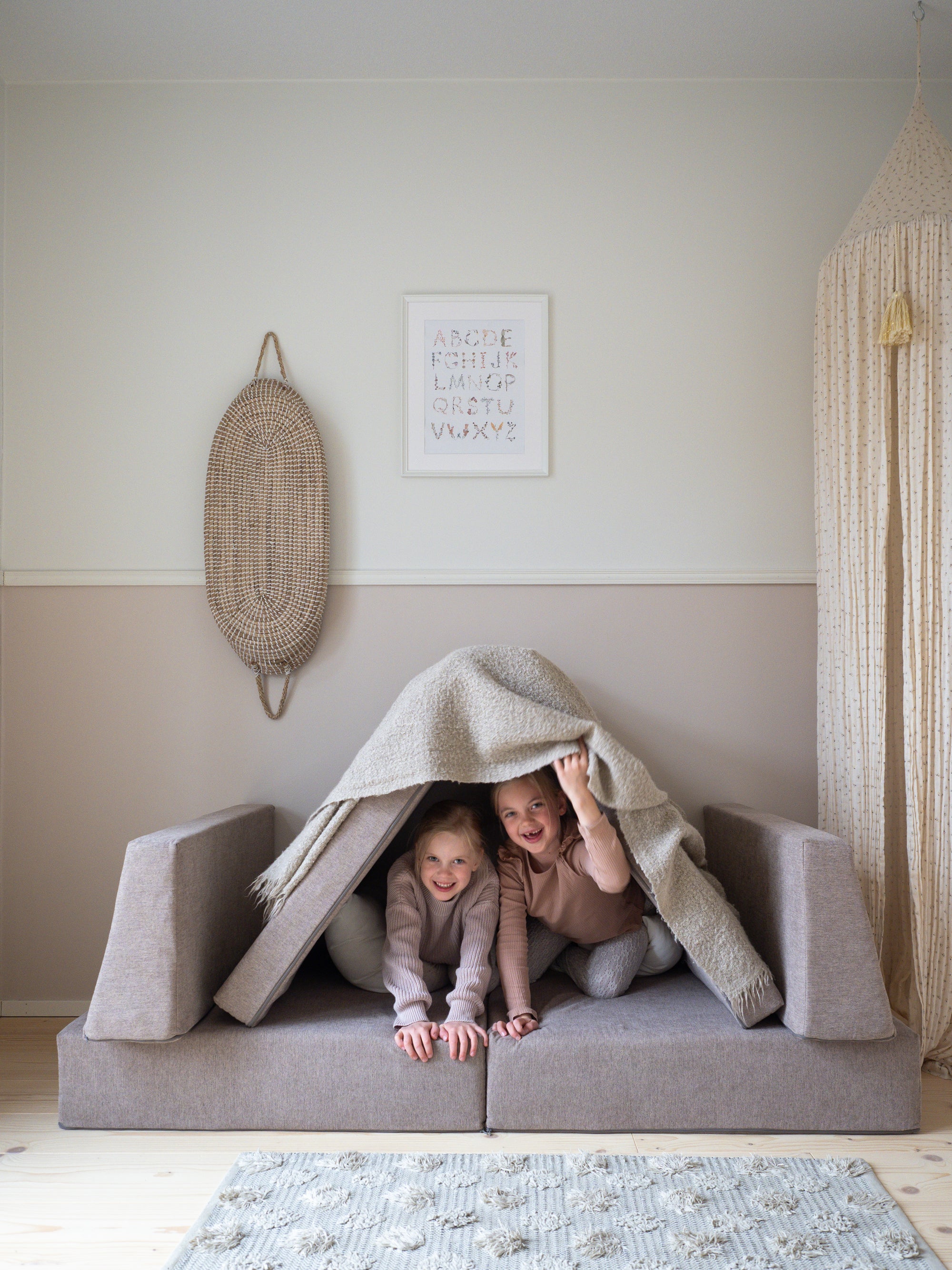 KINOS sofá de juego con estructura de sofá LAAVU