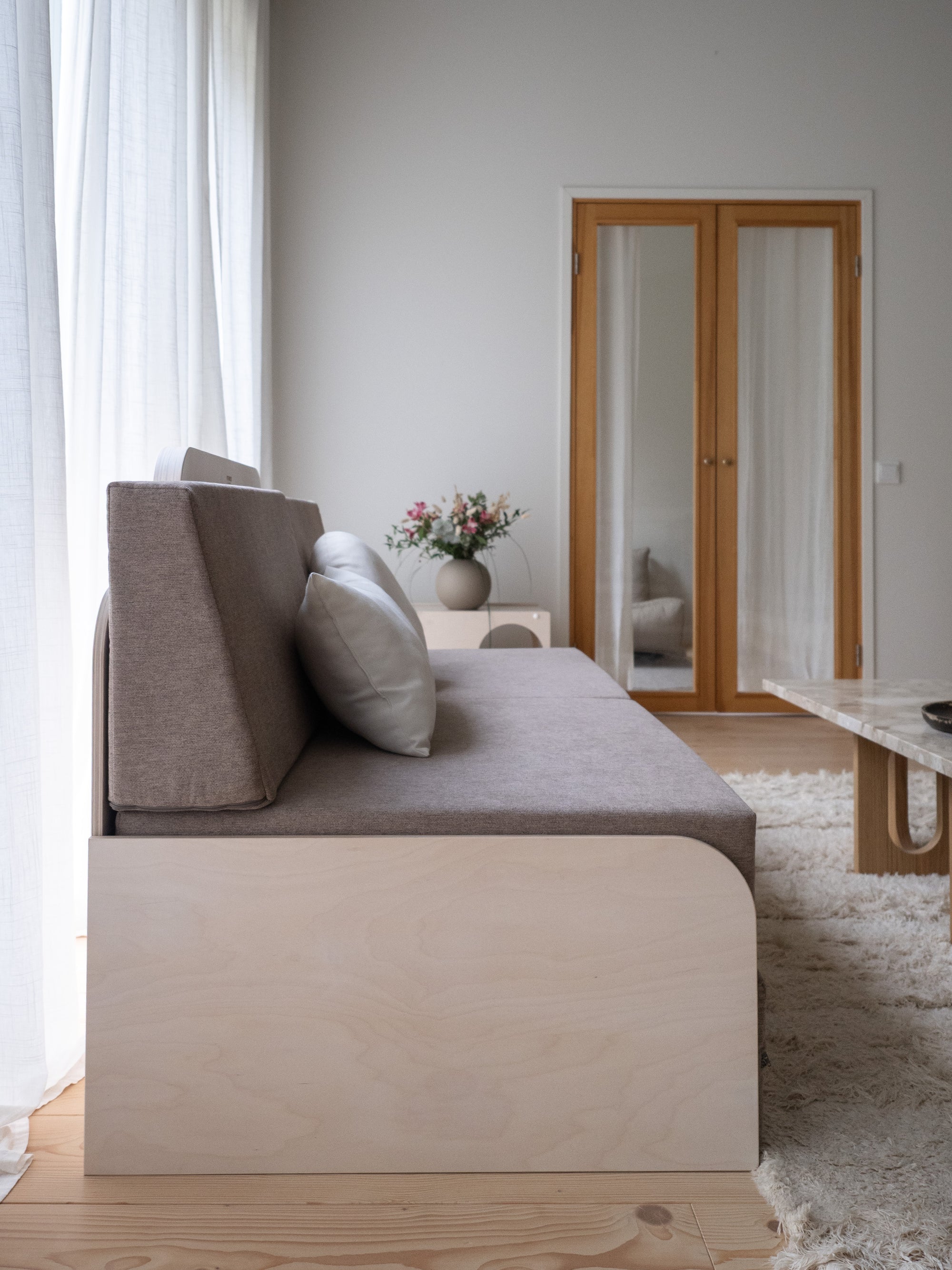 KINOS sofá de juego con estructura de sofá LAAVU