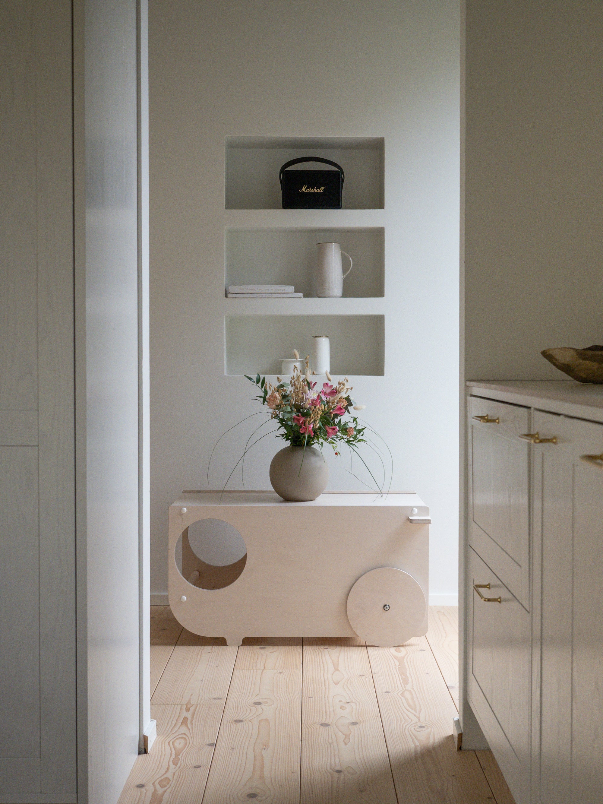 VERSO learning tower | birch