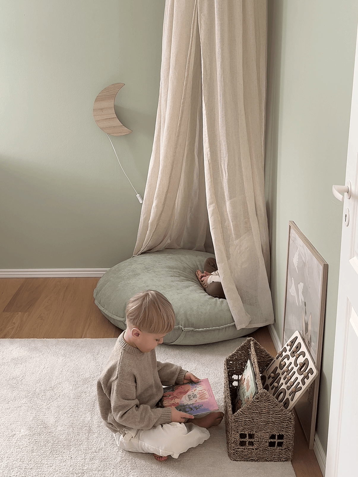 LEMPI floor cushion | sage