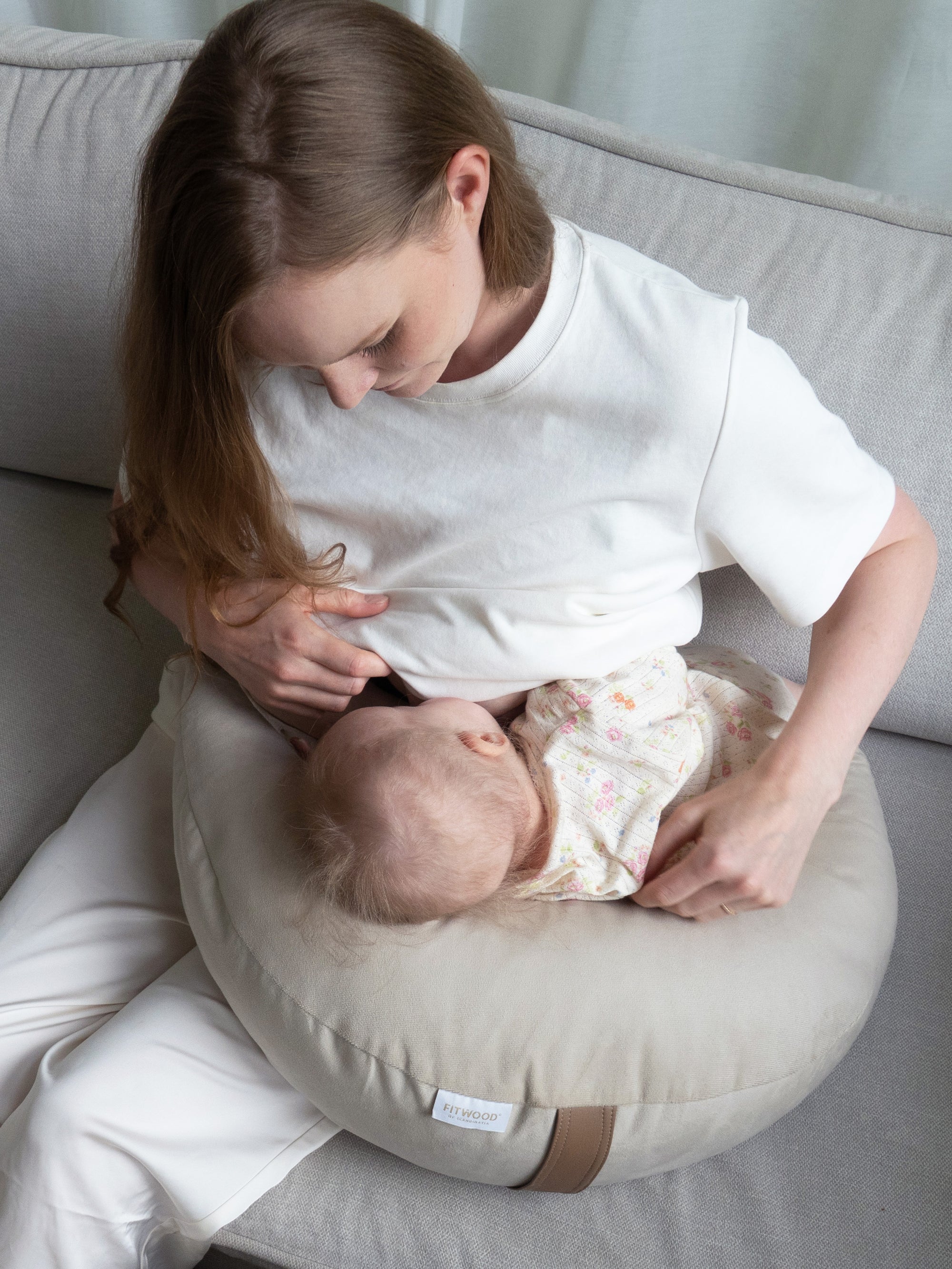 KUU feeding pillow | beige