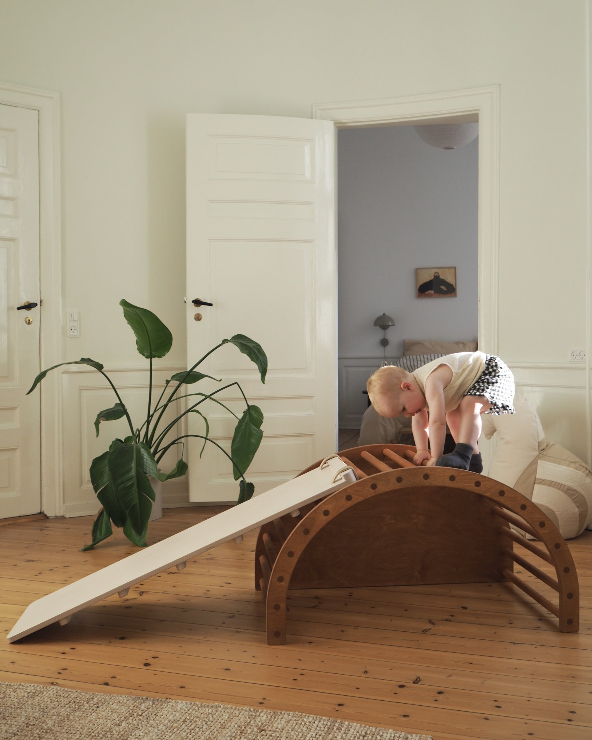 LUOTO II Kletterbogen | braun